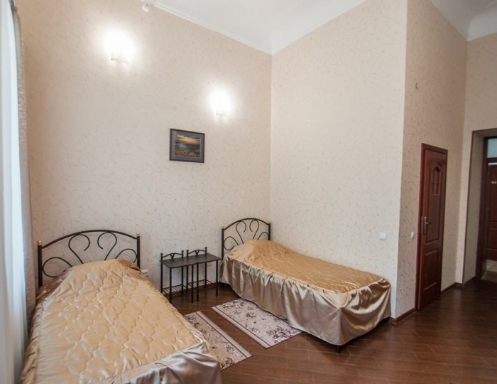 1-мест.(разм. в 2-мест.) улучш. 1 катег., корп. 1 - База отдыха «Светлая» Феодосия