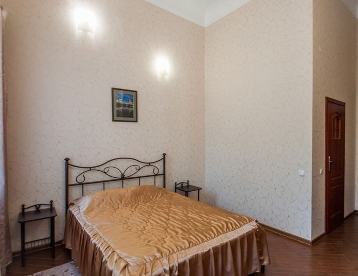 1-мест.(разм. в 2-мест.) улучш. 1 катег., корп. 1 - База отдыха «Светлая» Феодосия